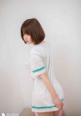 台湾老情趣全棵内衣秀12集_在线免费观看电影