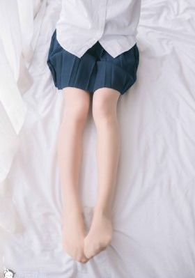 《年轻的秘书》在线观看_在线观看免费版